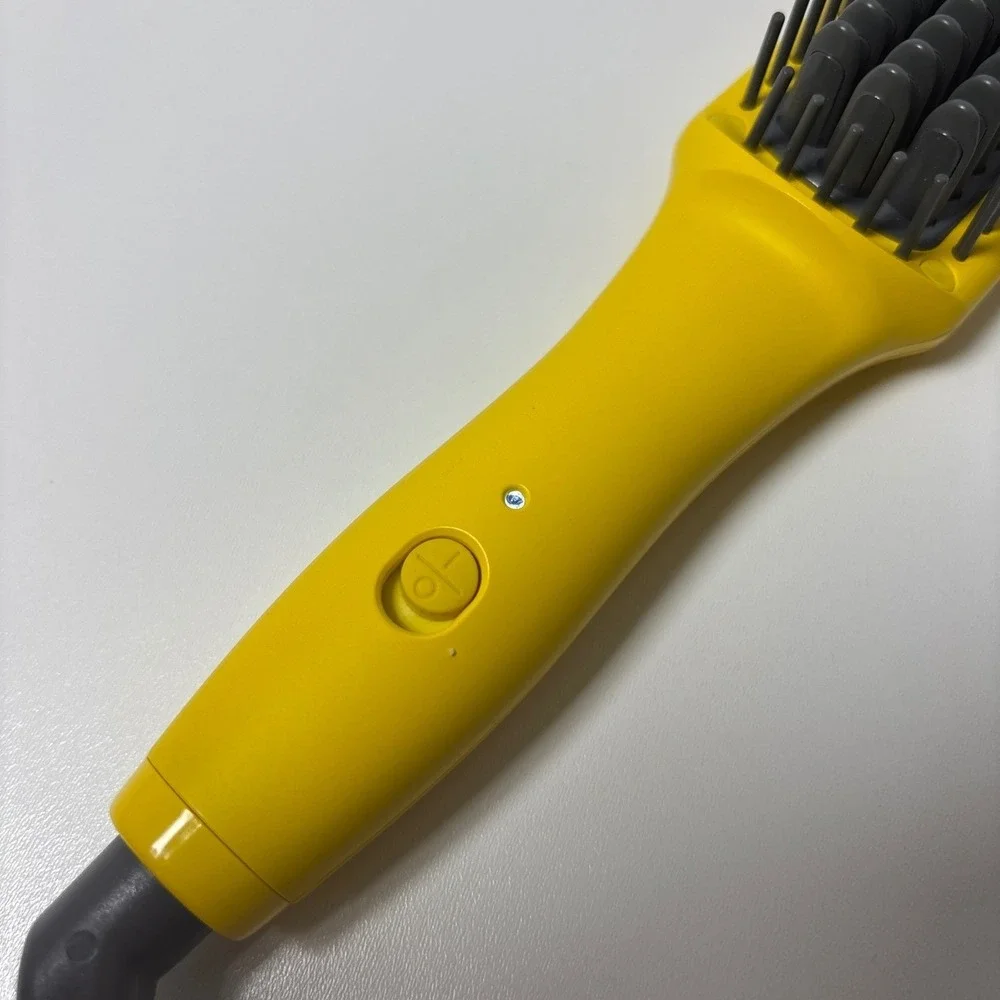 Drybar Baby Brush Crush Mini‎ Heated Hair Straightening Brush Iron Travel Tested